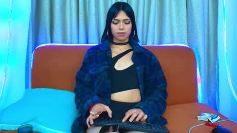 Snapshot of 01klhoe01 chatting on 14, 7, 2026 Klhoe Carter 3 online show from 14, 7, 2026