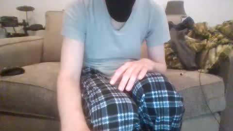 Snapshot of 029719 chatting on 21, 9, 2025 Cute boi online show from 21, 9, 2025