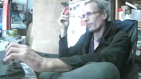 Snapshot of 03oldskoolatgm chatting on 14, 5, 2026 03oldskoolatgm online show from 14, 5, 2026