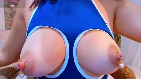 Eva I am breastfeeding online show from 30, 6, 2026