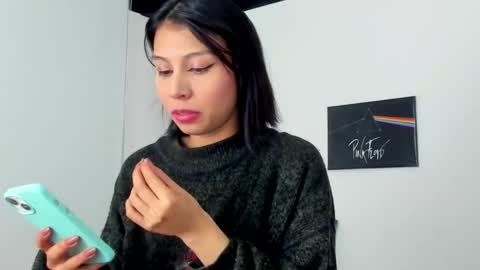 Snapshot of 0amy1 chatting on 4, 11, 2025 amy online show from 4, 11, 2025