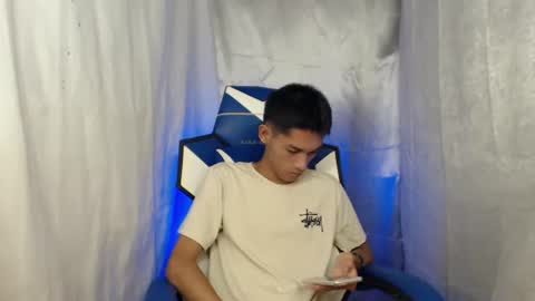 Snapshot of 0cir_asiansatisfy chatting on 31, 5, 2026 RICK online show from 31, 5, 2026