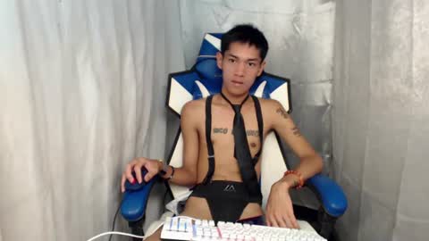 Snapshot of 0cir_asiansatisfy chatting on 19, 6, 2026 RICK online show from 19, 6, 2026