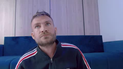 Snapshot of 10in_deluxe chatting on 23, 10, 2025 10in_deluxe online show from 23, 10, 2025