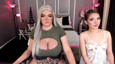 Snapshot of 10incheskinkynastytrans chatting on 13, 2, 2025 Sasha Banks online show from 13, 2, 2025