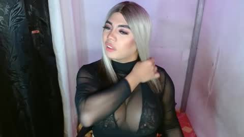 Snapshot of 11inchsinglecious chatting on 22, 2, 2025 HUGECOCK online show from 22, 2, 2025