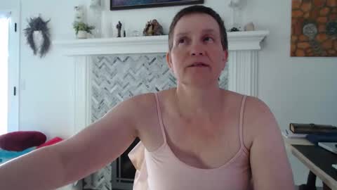 Aurora Willows online show from 16, 4, 2026