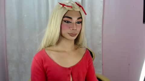 Snapshot of 18_nicole chatting on 9, 2, 2025 barbie online show from 9, 2, 2025