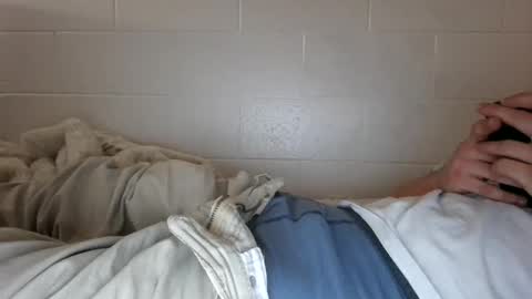 18skinnypee online show from 11, 3, 2026