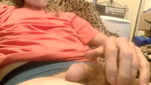 Snapshot of 1971rockhead chatting on 25, 4, 2026 rockhead1953 online show from 25, 4, 2026