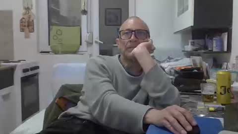 Snapshot of 1973man chatting on 25, 3, 2026 1973man online show from 25, 3, 2026