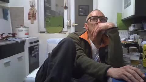 Snapshot of 1973man chatting on 28, 3, 2026 1973man online show from 28, 3, 2026