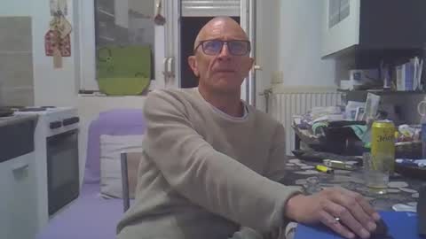 Snapshot of 1973man chatting on 26, 4, 2026 1973man online show from 26, 4, 2026