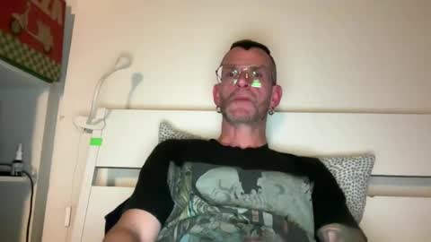 J online show from 16, 5, 2026