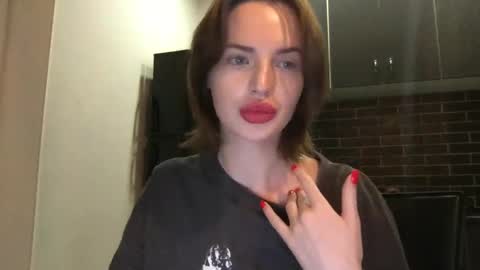 Snapshot of 1dove chatting on 24, 1, 2025 DOVE online show from 24, 1, 2025