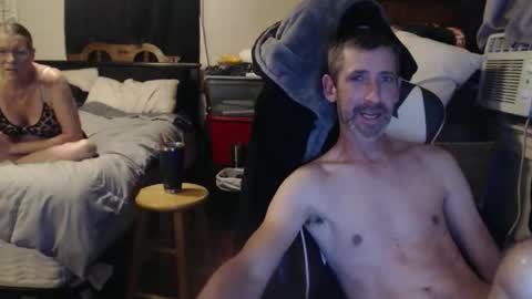 1hotcouple2c online show from 8, 11, 2025