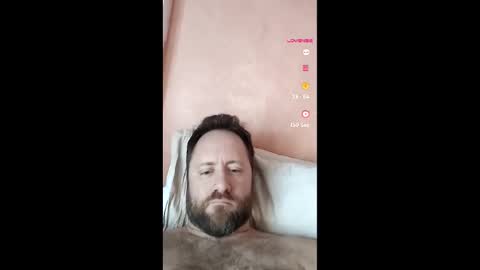 Snapshot of 1machine1guy chatting on 28, 11, 2025 Clay online show from 28, 11, 2025