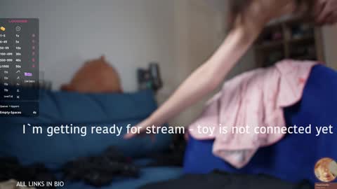 Marie online show from 6, 2, 2025