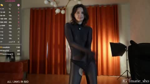 Snapshot of 1mari_01 chatting on 23, 5, 2026 Marie online show from 23, 5, 2026