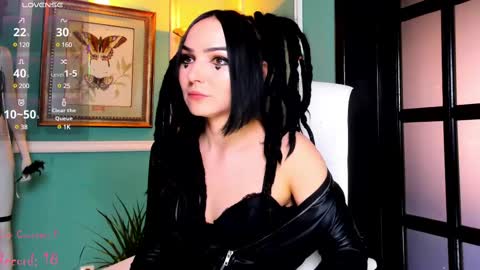 Snapshot of 1munique chatting on 21, 2, 2025 Moona online show from 21, 2, 2025