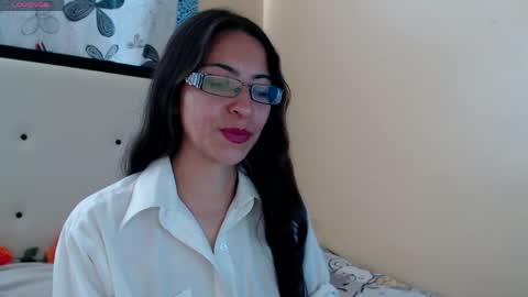 Snapshot of 1sasha_grey__1 chatting on 15, 4, 2026 paola online show from 15, 4, 2026