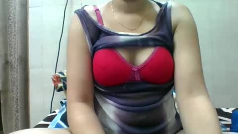 Snapshot of 1sexy_billi chatting on 8, 3, 2025 SEXY BILLI online show from 8, 3, 2025