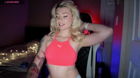 Snapshot of 1snow_bunny chatting on 16, 1, 2025 Rita online show from 16, 1, 2025