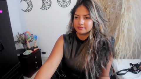 Snapshot of 1wayra chatting on 3, 3, 2025 1wayra online show from 3, 3, 2025