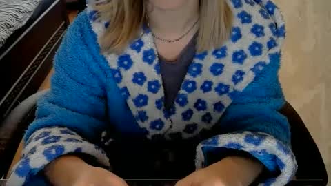 1your_hot_girls online show from 2, 3, 2025