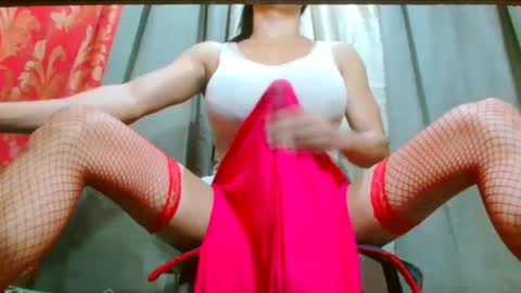 Snapshot of 21cmmusclecockts chatting on 6, 1, 2025 mharjorie online show from 6, 1, 2025