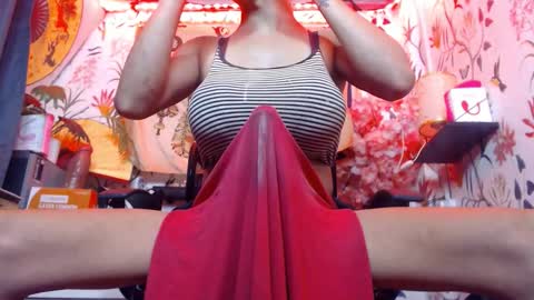 Snapshot of 21cmmusclecockts chatting on 24, 10, 2025 mharjorie online show from 24, 10, 2025