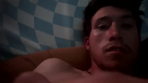 Snapshot of 21yearsy0ung9icheshung chatting on 20, 12, 2025 AlecurClit online show from 20, 12, 2025