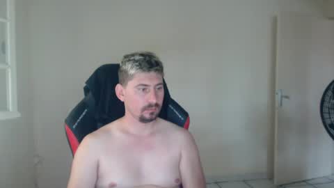 Snapshot of 22cmfrenccock chatting on 15, 6, 2026 22cmfrenccock online show from 15, 6, 2026