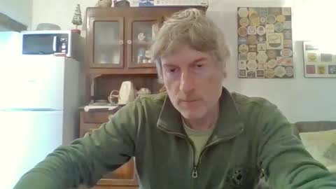 Snapshot of 22esserre chatting on 22, 10, 2025 22esserre online show from 22, 10, 2025