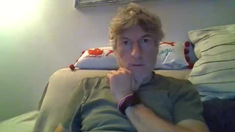 Snapshot of 22esserre chatting on 1, 11, 2025 22esserre online show from 1, 11, 2025