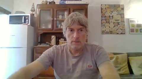 Snapshot of 22esserre chatting on 3, 11, 2025 22esserre online show from 3, 11, 2025