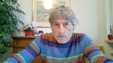 Snapshot of 22esserre chatting on 16, 11, 2025 22esserre online show from 16, 11, 2025