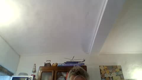 22esserre online show from 3, 8, 2026