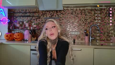 Snapshot of 2badforyou chatting on 30, 10, 2025 30 NOV online show from 30, 10, 2025