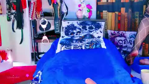 Snapshot of 2diamond_eyes chatting on 20, 7, 2026 Arianna online show from 20, 7, 2026