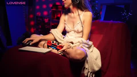 2photogs_raw online show from 26, 1, 2025