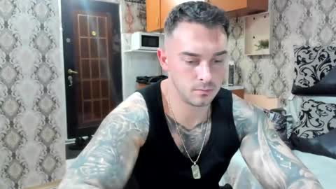 Snapshot of 2sexymuscles chatting on 20, 10, 2025 2sexymuscles online show from 20, 10, 2025