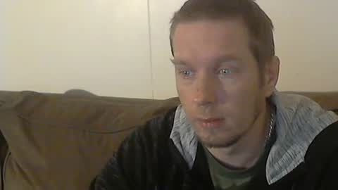 2small4you83 online show from 6, 12, 2024