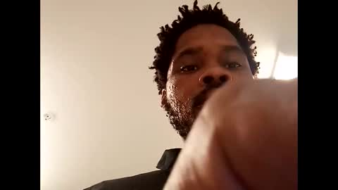 Snapshot of 2watchcock chatting on 26, 10, 2025 Str8 Edge online show from 26, 10, 2025