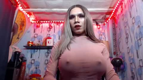 Julia G online show from 20, 6, 2026