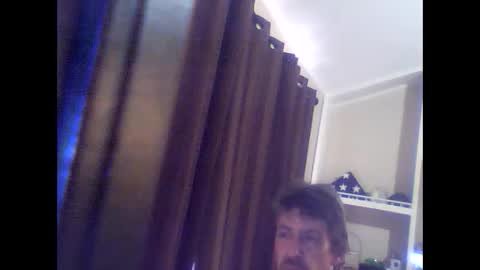 Snapshot of 333fffej chatting on 6, 1, 2025 333fffej online show from 6, 1, 2025