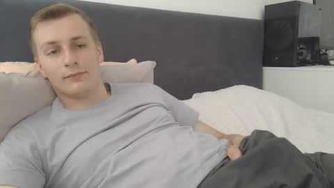 Snapshot of 3andy3 chatting on 25, 7, 2026 Andy online show from 25, 7, 2026