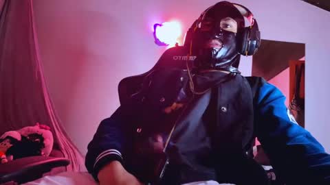 Snapshot of 3v1l_ chatting on 13, 11, 2025 E V I L online show from 13, 11, 2025