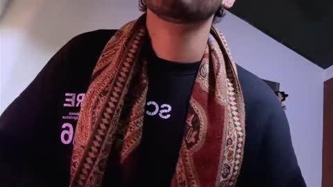 Snapshot of 3v1l_ chatting on 18, 12, 2025 E V I L online show from 18, 12, 2025