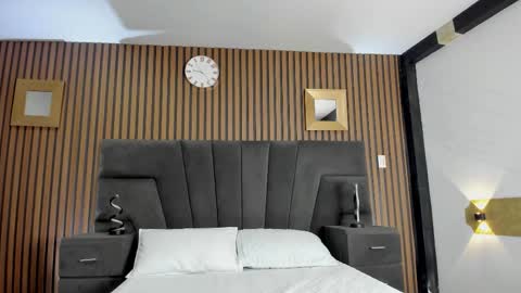 3X NAXAA online show from 17, 9, 2025